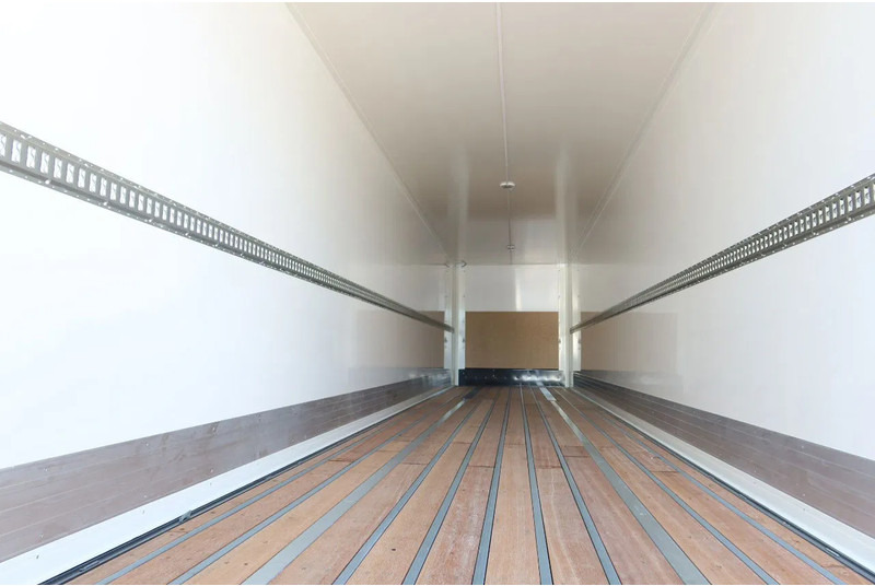 Wielton 3 Asser. Gesloten met Dhollandia klep 2500 kg Lift as - نصف مقطورة بصندوق مغلق: صورة 4 Wielton 3 Asser. Gesloten met Dhollandia klep 2500 kg Lift as - نصف مقطورة بصندوق مغلق: صورة 4