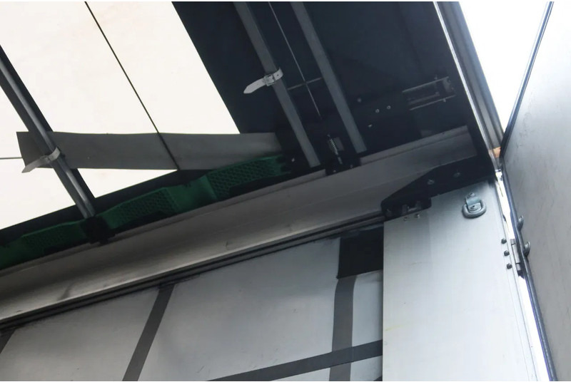 Wielton Mega Trailer with Terberg King Lifter contruction. Kooiaap aansluiting € 19.950.- netto. - نصف مقطورة بستائر جانبية: صورة 5 Wielton Mega Trailer with Terberg King Lifter contruction. Kooiaap aansluiting € 19.950.- netto. - نصف مقطورة بستائر جانبية: صورة 5