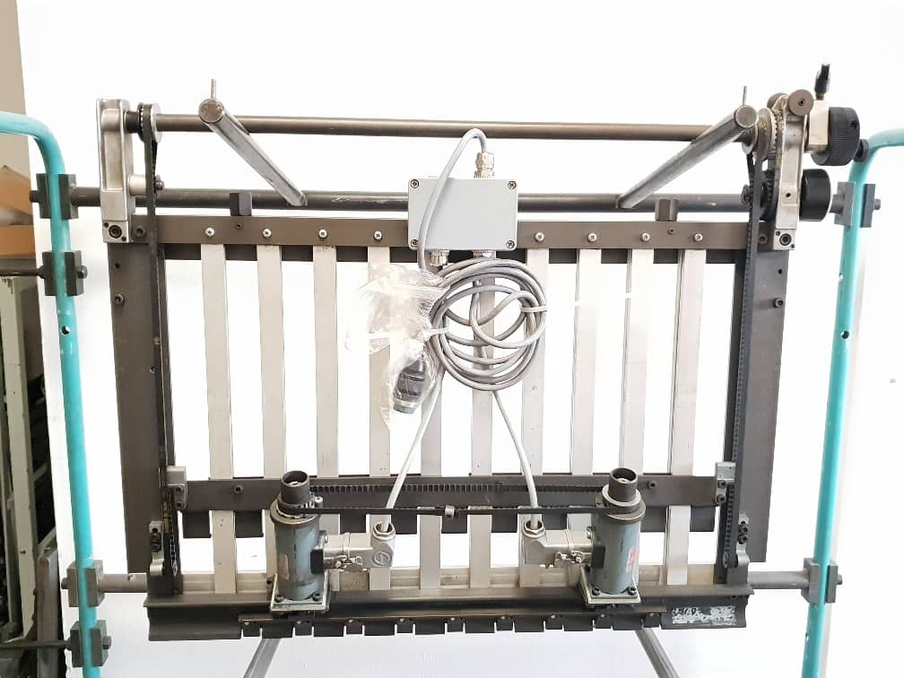 Stahl für K/T 56er - آلة الطي: صورة 1 Stahl für K/T 56er - آلة الطي: صورة 1