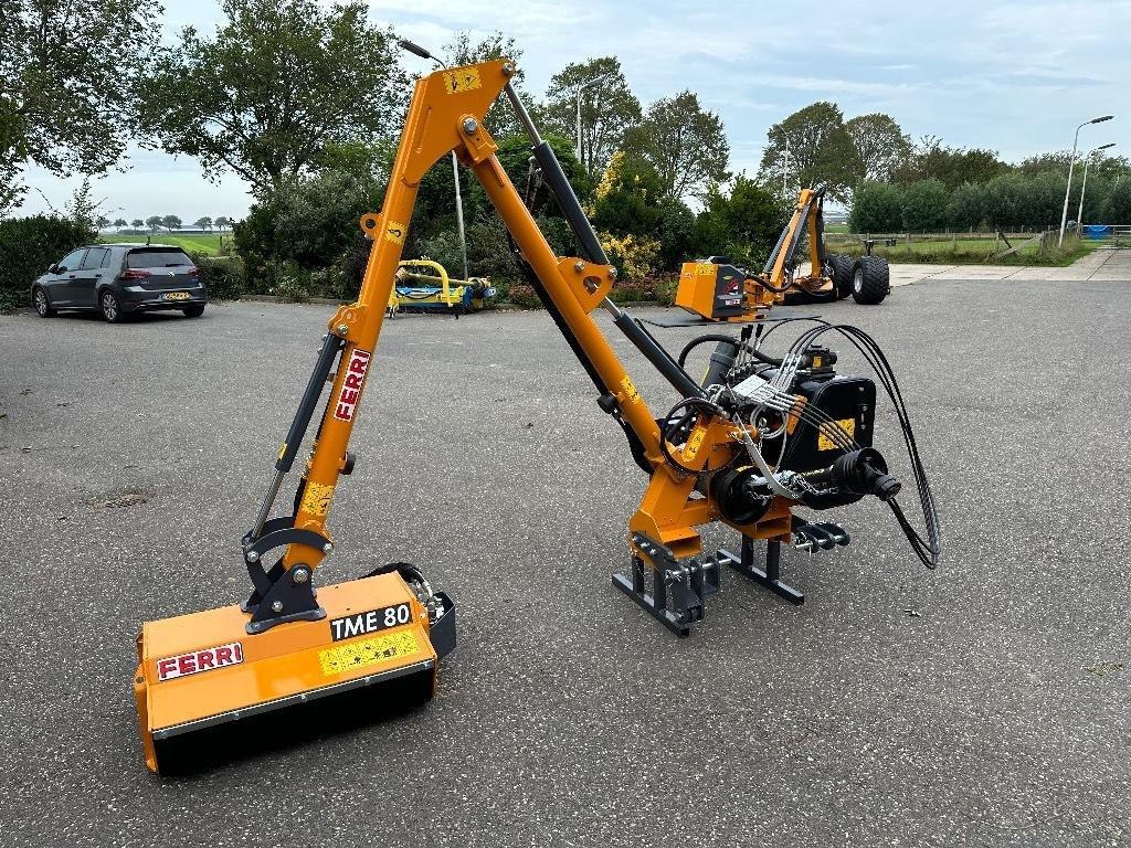 Ferri T320A klepelarm arm klepelmaaier (bj 2024) - جزازة رافعة: صورة 1 Ferri T320A klepelarm arm klepelmaaier (bj 2024) - جزازة رافعة: صورة 1