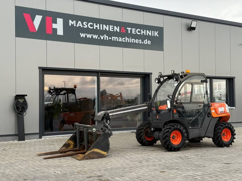 Ausa T 144 - آلة رفع ونقل تلسكوبية: صورة 1 Ausa T 144 - آلة رفع ونقل تلسكوبية: صورة 1