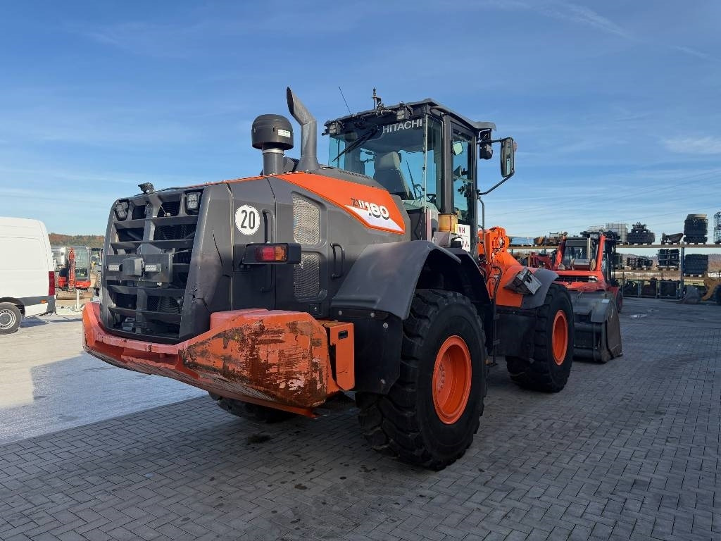 Hitachi ZW 180-6 - اللودر بعجل: صورة 5 Hitachi ZW 180-6 - اللودر بعجل: صورة 5