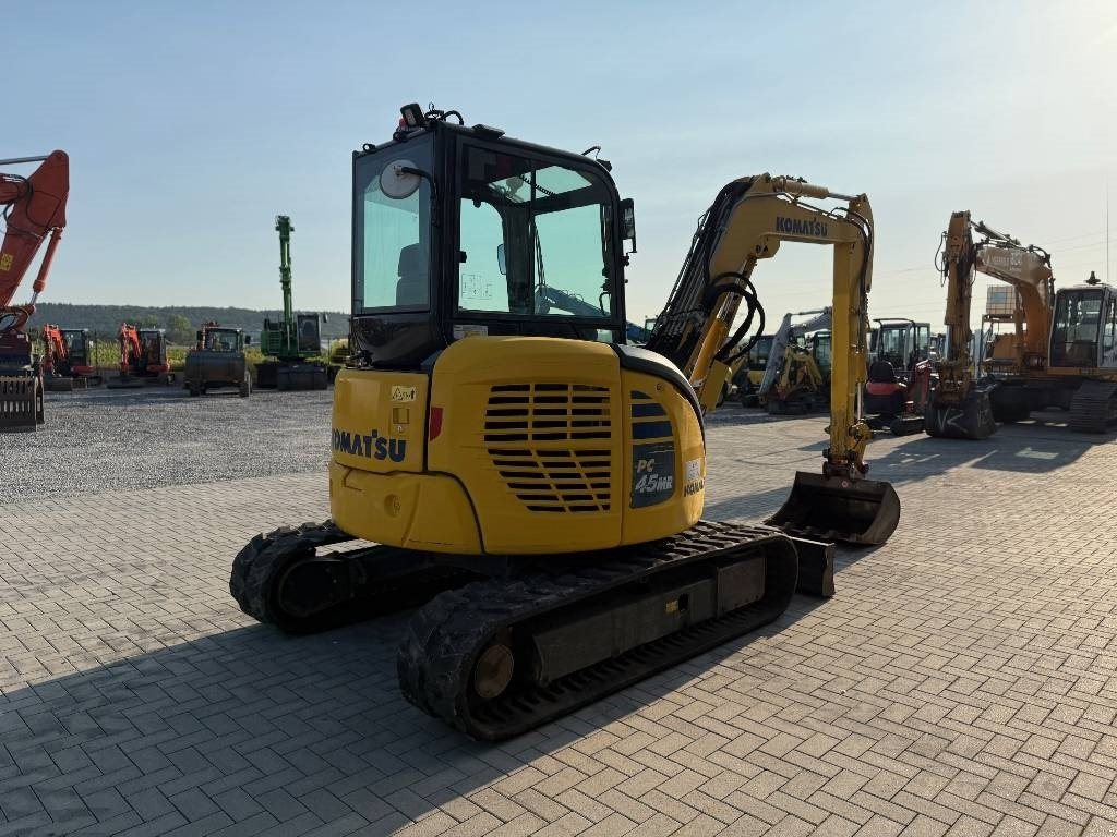Komatsu PC 45 MR-5 - حفار صغير: صورة 5 Komatsu PC 45 MR-5 - حفار صغير: صورة 5