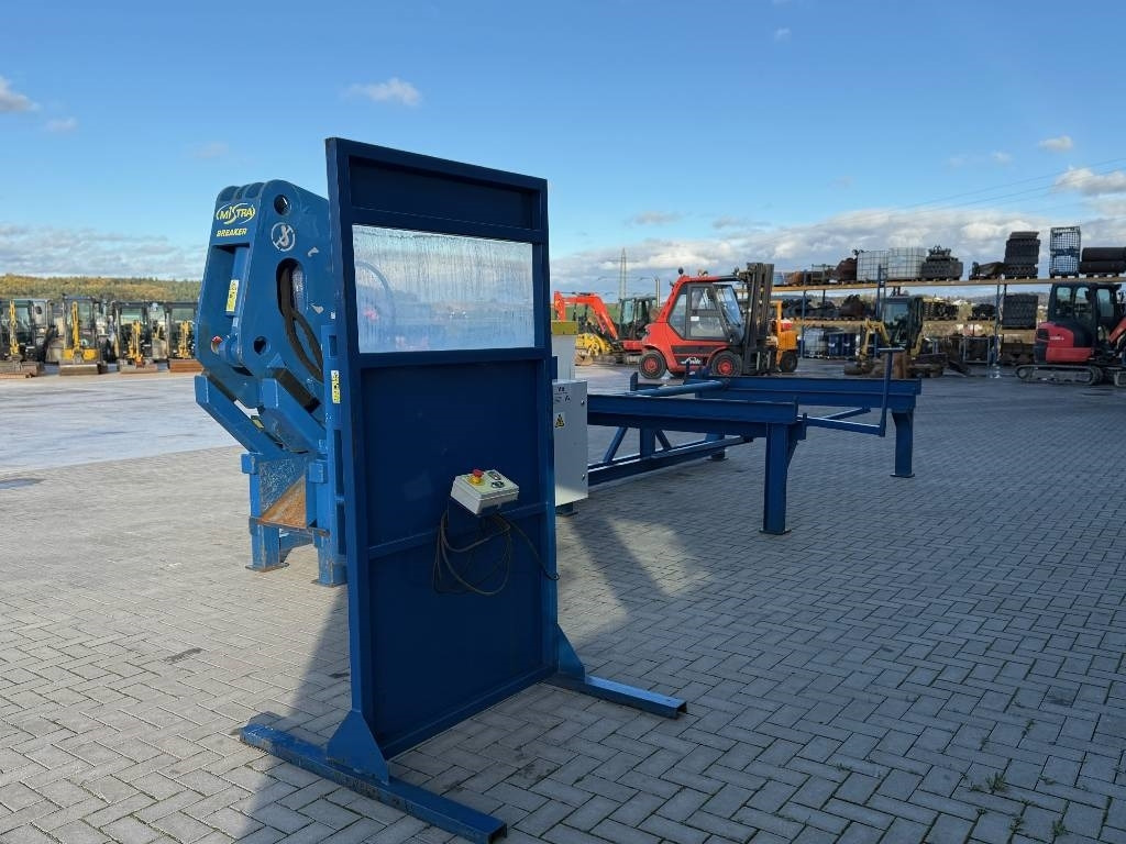 Mistra Breaker - مقصات الهدم: صورة 4 Mistra Breaker - مقصات الهدم: صورة 4