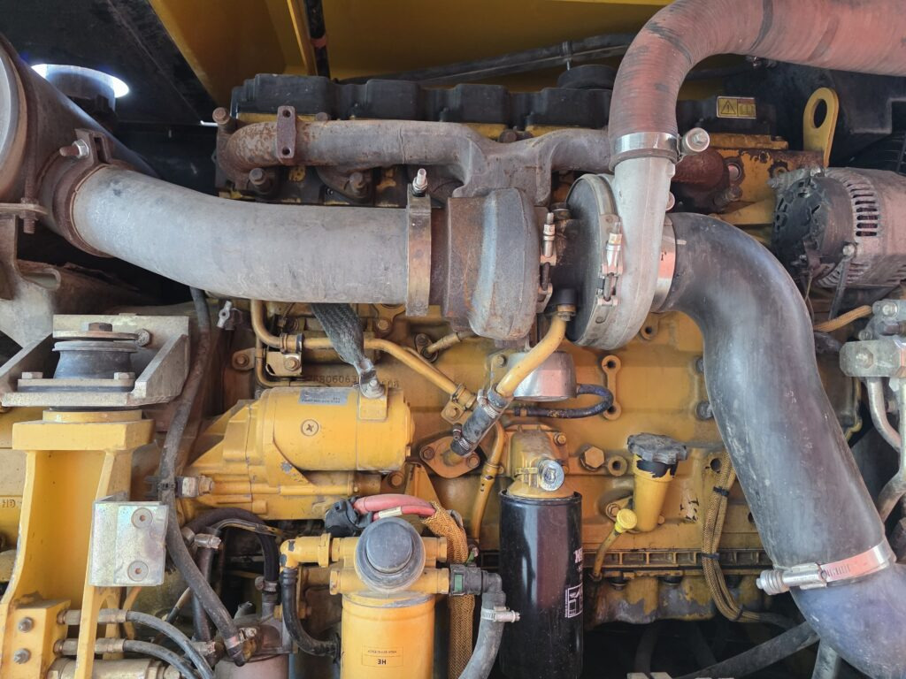 CAT M318D - حفار ذو عجلات: صورة 5 CAT M318D - حفار ذو عجلات: صورة 5