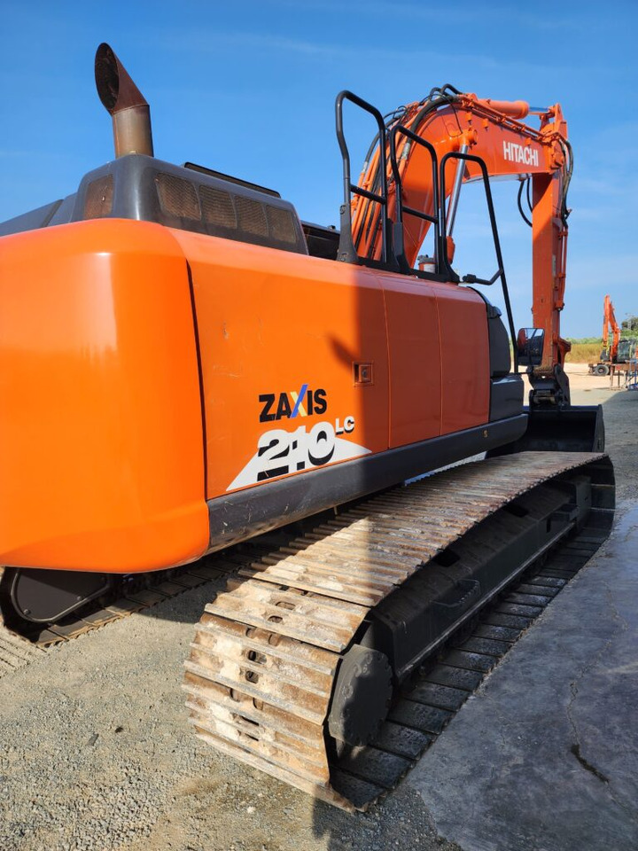 HITACHI ZX210LC-6 - حفار زاحف: صورة 4 HITACHI ZX210LC-6 - حفار زاحف: صورة 4