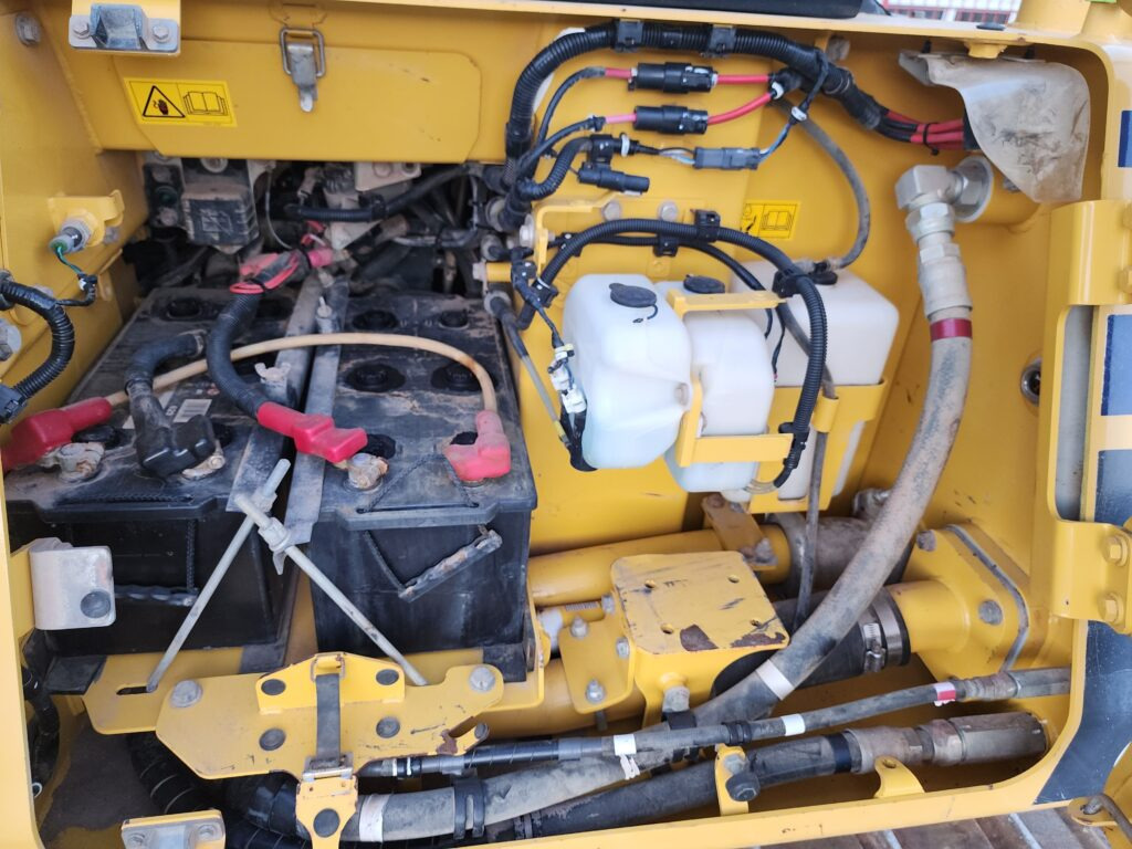 KOMATSU D61PX-24 - بلدوزر: صورة 4 KOMATSU D61PX-24 - بلدوزر: صورة 4