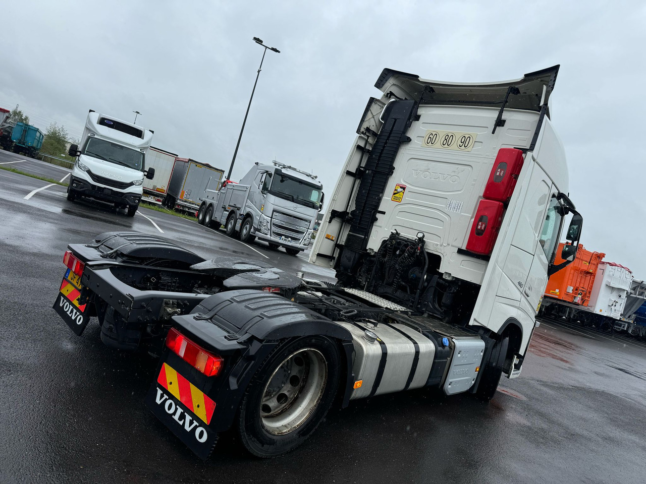 VOLVO FH460 - مقطورة السحب: صورة 5 VOLVO FH460 - مقطورة السحب: صورة 5