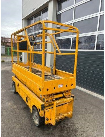 Haulotte Compact 8 - Scherenarbeitsbühne 8,2m, BJ 2021 - مرفاع مقصي: صورة 3 Haulotte Compact 8 - Scherenarbeitsbühne 8,2m, BJ 2021 - مرفاع مقصي: صورة 3