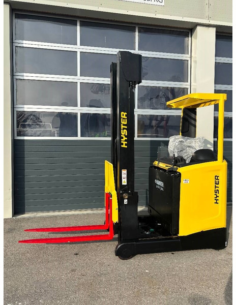 رافعة شوكية للوصول للأماكن الضيقة Hyster R 1.2 E Schubmaststapler, 1200kg: صورة 12