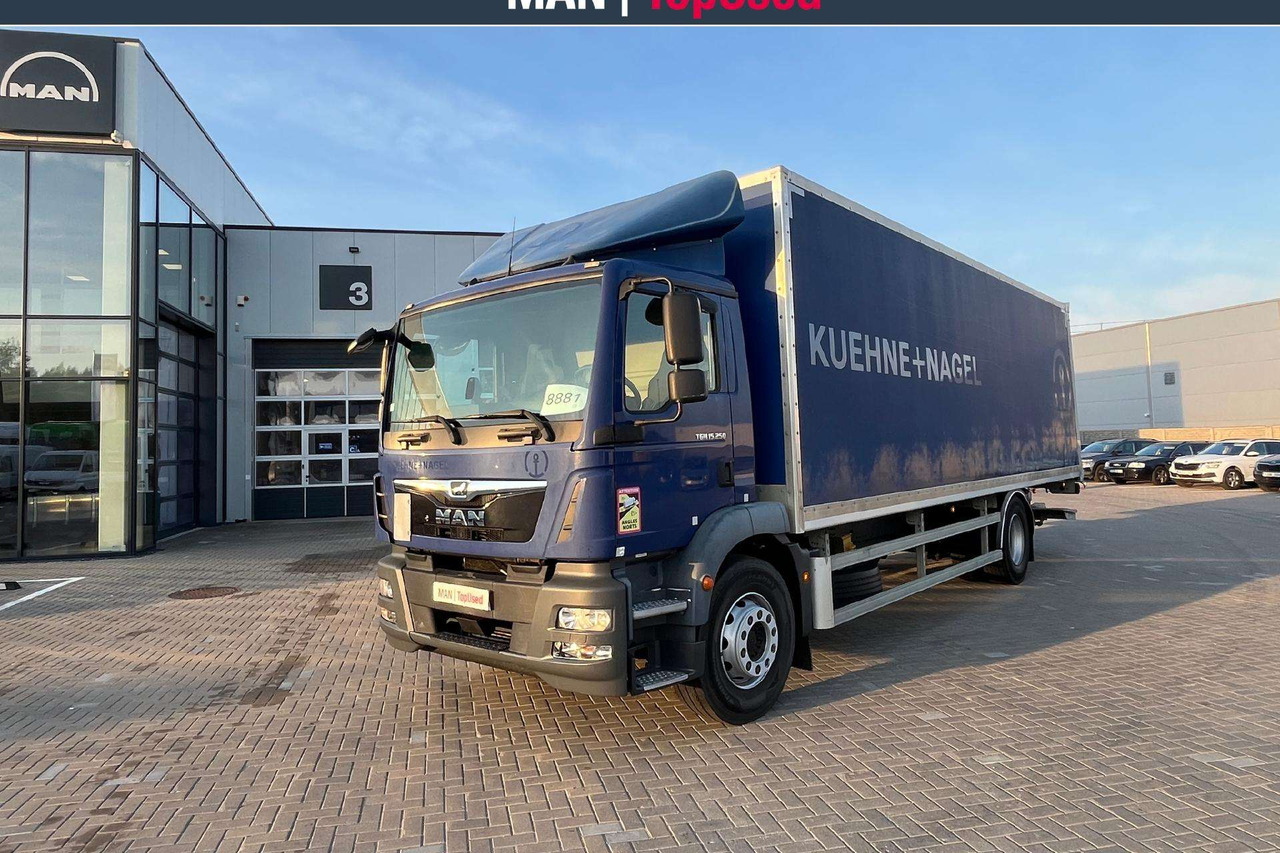 MAN 15.250 4X2 Liftas ADR AT (8881) - شاحنة صندوقية: صورة 1 MAN 15.250 4X2 Liftas ADR AT (8881) - شاحنة صندوقية: صورة 1