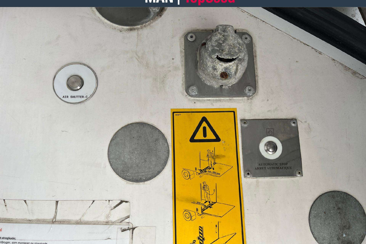 شاحنة ذات مبرد MAN 26.320 6X2-4 LL Carrier Frigo (08749): صورة 12