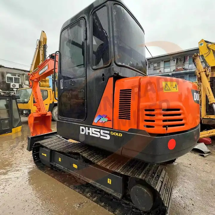 2018 Easy to operate 5 ton dh55 used doosan daewoo 55 crawler excavator dh 55 for sale dh55gold dh55-7 - حفّار: صورة 1 2018 Easy to operate 5 ton dh55 used doosan daewoo 55 crawler excavator dh 55 for sale dh55gold dh55-7 - حفّار: صورة 1