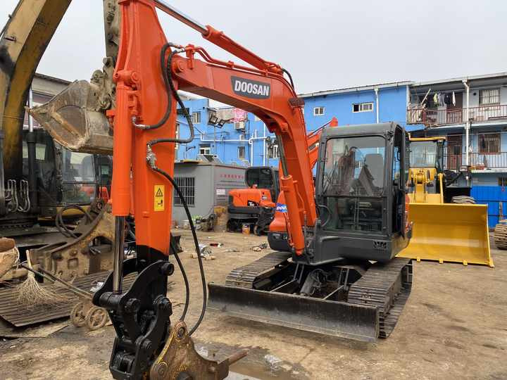 حفار زاحف Awesome Performance Korea Imported Small Scale Used Doosan Dx60 Excavator in Shanghai: صورة 6