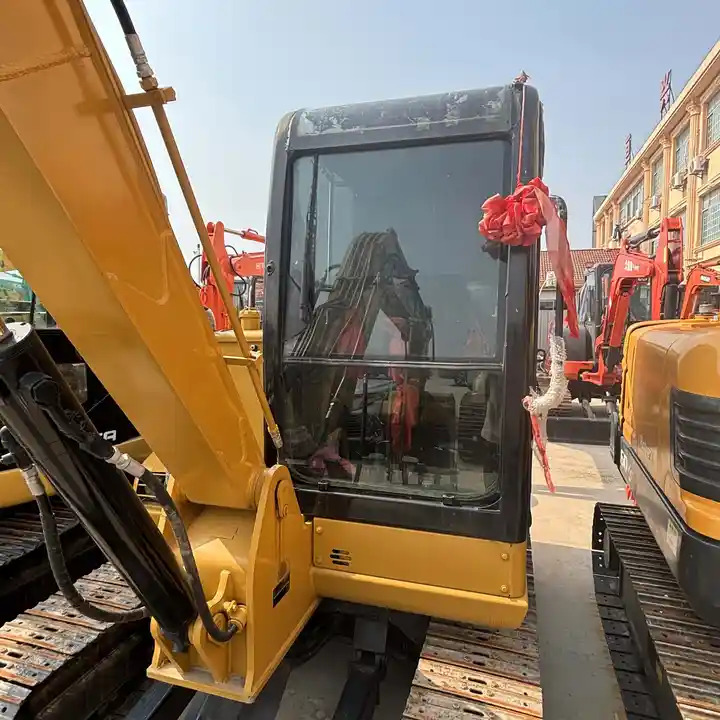 Cat mini excavator 306D 6ton free shipping with mini excavator bucket - حفار زاحف: صورة 5 Cat mini excavator 306D 6ton free shipping with mini excavator bucket - حفار زاحف: صورة 5