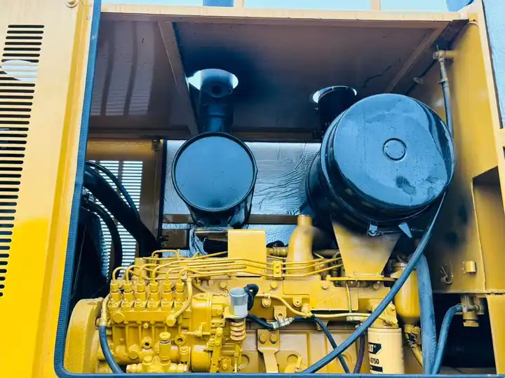 Caterpillar Used Cat Motor Grader 140h With Original Japan Cat Engine For Sale In Shanghai - ماكينة تسوية: صورة 4 Caterpillar Used Cat Motor Grader 140h With Original Japan Cat Engine For Sale In Shanghai - ماكينة تسوية: صورة 4