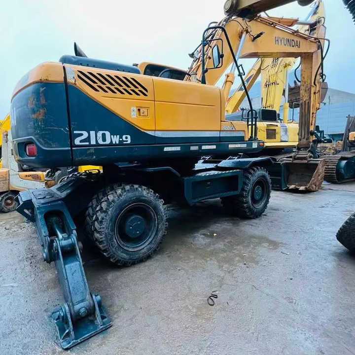 Excellent Used Hyundai Wheeled Machine 210w-9 Second Hand 21ton Hydraulic Excavators with good condition In Stock on Sale - حفار زاحف: صورة 1 Excellent Used Hyundai Wheeled Machine 210w-9 Second Hand 21ton Hydraulic Excavators with good condition In Stock on Sale - حفار زاحف: صورة 1