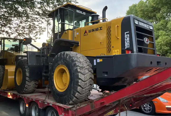 Good Quality Hot Sale 5 Ton Front End Loader Sdlg 956l Wheel Loader With Caterpillar Engine For Sale In Shanghai - اللودر بعجل: صورة 3 Good Quality Hot Sale 5 Ton Front End Loader Sdlg 956l Wheel Loader With Caterpillar Engine For Sale In Shanghai - اللودر بعجل: صورة 3