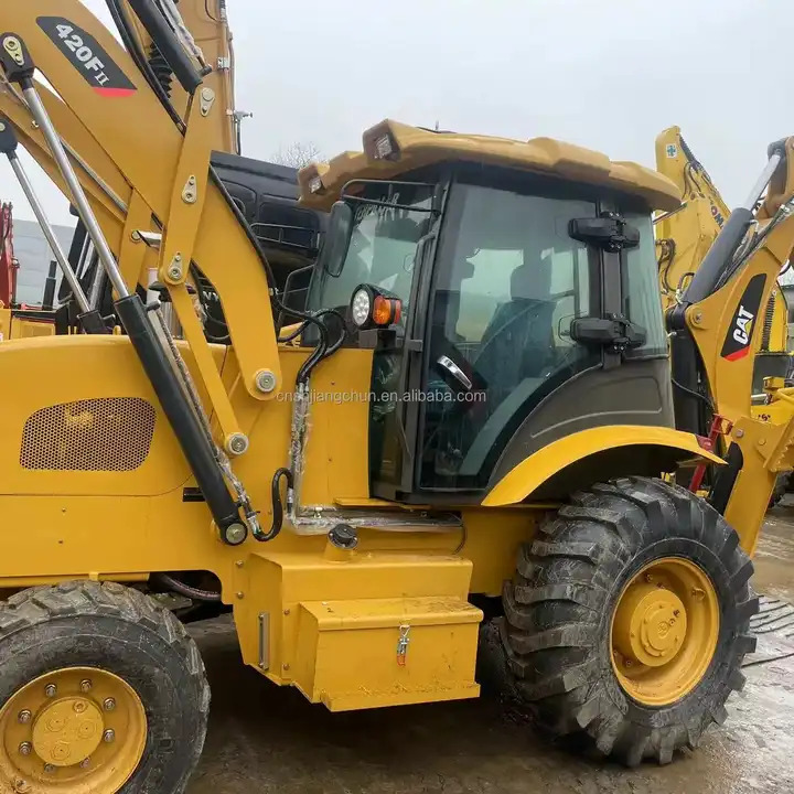 HT636 Mini Tractor with Front End Loader and Backhoe Efficient Cat 420F2 Backhoe Loader Weichai Engine New Condition - لودر ذو محراث خلفي/ باكهو: صورة 1 HT636 Mini Tractor with Front End Loader and Backhoe Efficient Cat 420F2 Backhoe Loader Weichai Engine New Condition - لودر ذو محراث خلفي/ باكهو: صورة 1