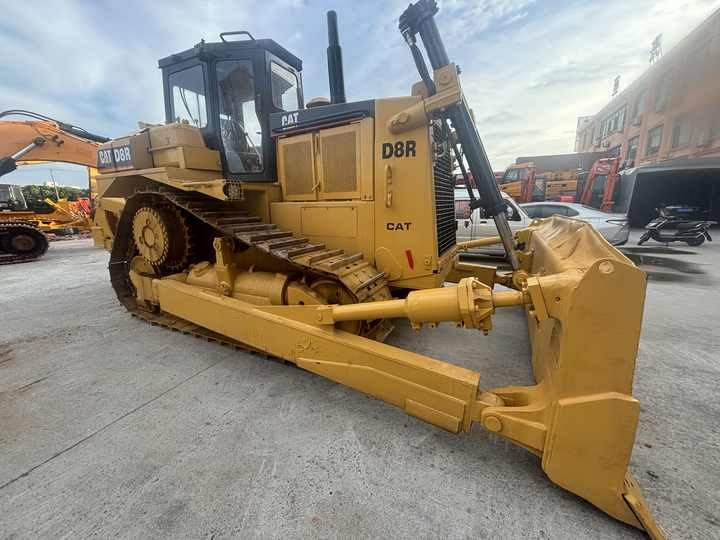 High Efficiency Used Caterpillar Bulldozer cat d8r Used Caterpillar d7g 6g d8r - بلدوزر: صورة 3 High Efficiency Used Caterpillar Bulldozer cat d8r Used Caterpillar d7g 6g d8r - بلدوزر: صورة 3