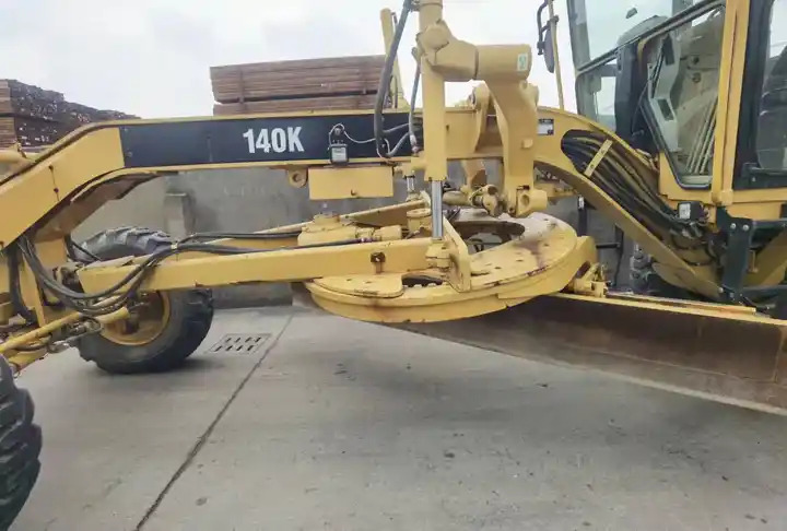 High Quality New Caterpillar Motor Grader Cat 140k Good Price With 1 Year Quality Warranted In Shanghai - ماكينة تسوية: صورة 5 High Quality New Caterpillar Motor Grader Cat 140k Good Price With 1 Year Quality Warranted In Shanghai - ماكينة تسوية: صورة 5