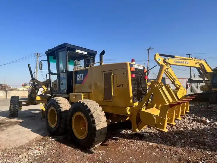 High quality CAT 140k Used motor grader original cat motor grader 140k in cheap price on sale - ماكينة تسوية: صورة 3 High quality CAT 140k Used motor grader original cat motor grader 140k in cheap price on sale - ماكينة تسوية: صورة 3