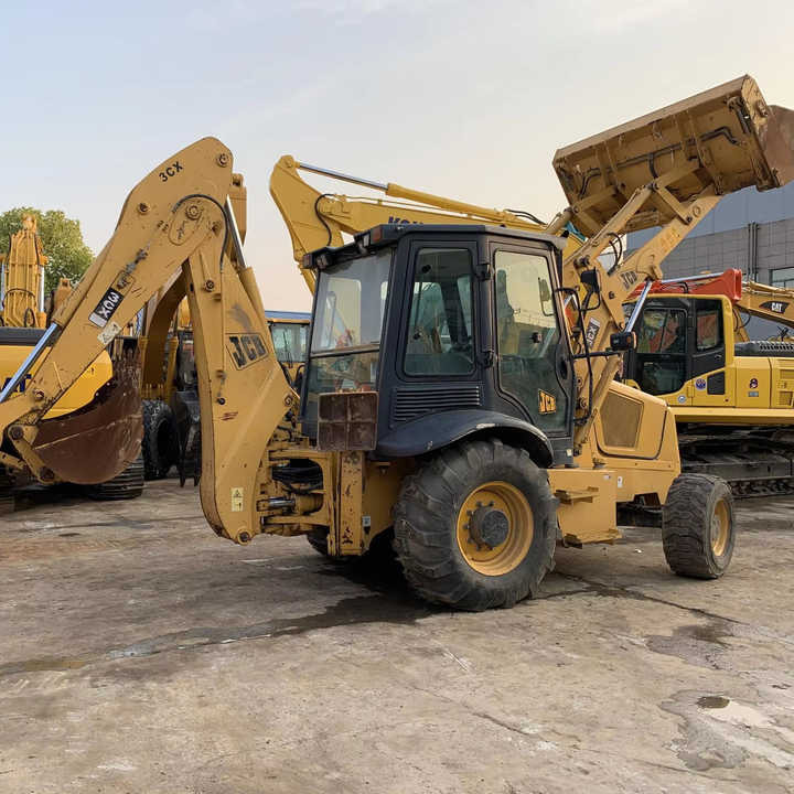JCB 3cX backhoe loader manufactured in 2022 with telescopic boom JCB3CX JCB4CX JCB 3DX - لودر ذو محراث خلفي/ باكهو: صورة 1 JCB 3cX backhoe loader manufactured in 2022 with telescopic boom JCB3CX JCB4CX JCB 3DX - لودر ذو محراث خلفي/ باكهو: صورة 1