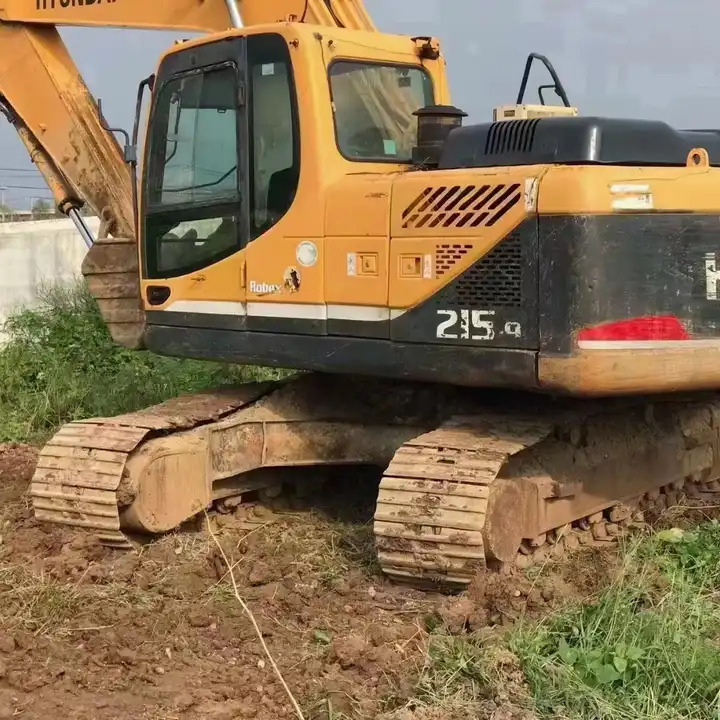 Korean Second Hand Hyundai 215lc-9 Excavator With Cheap Price Hyundai 215lc-9s 215-9c 220lc-9s 220-9s 225lc-9 Excavator - حفار زاحف: صورة 1 Korean Second Hand Hyundai 215lc-9 Excavator With Cheap Price Hyundai 215lc-9s 215-9c 220lc-9s 220-9s 225lc-9 Excavator - حفار زاحف: صورة 1