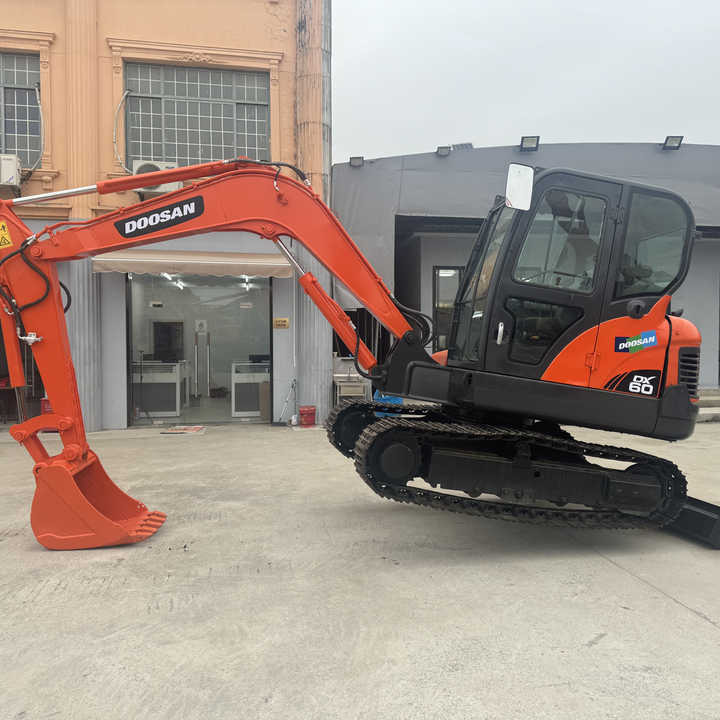 Nice Performance 6t Small Used Excavator,Original Korea Doosan Used Excavators Doosan Dx60 for Sale - حفار زاحف: صورة 1 Nice Performance 6t Small Used Excavator,Original Korea Doosan Used Excavators Doosan Dx60 for Sale - حفار زاحف: صورة 1