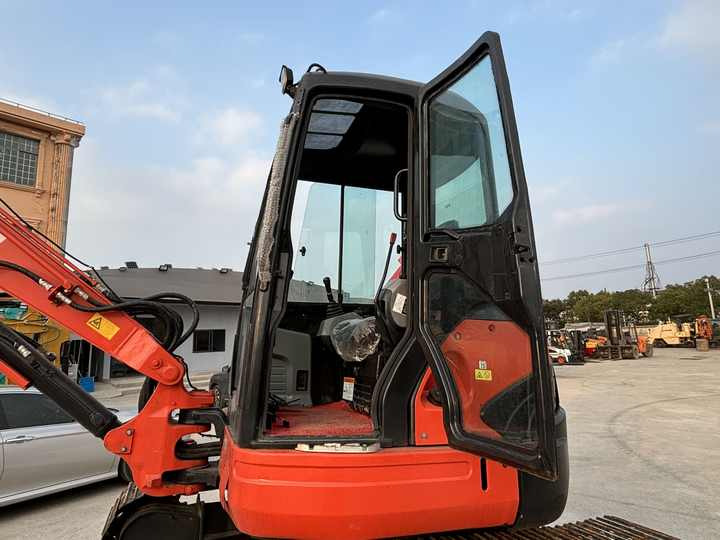 Original Japan 8ton Mini Excavator Kubota Mini Digger Used Excavator Mini Kubota Kx155 Kx165 Kx161 Kx183 - حفار زاحف: صورة 5 Original Japan 8ton Mini Excavator Kubota Mini Digger Used Excavator Mini Kubota Kx155 Kx165 Kx161 Kx183 - حفار زاحف: صورة 5