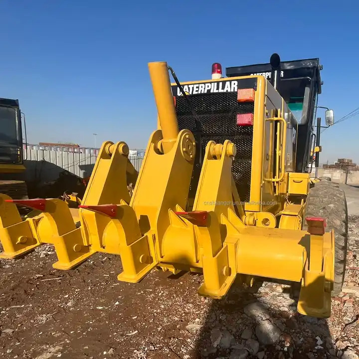 Second hand Caterpillar motor Grader CAT 140K for sale, used CAT 140G 140H 140K in good condition - ماكينة تسوية: صورة 1 Second hand Caterpillar motor Grader CAT 140K for sale, used CAT 140G 140H 140K in good condition - ماكينة تسوية: صورة 1