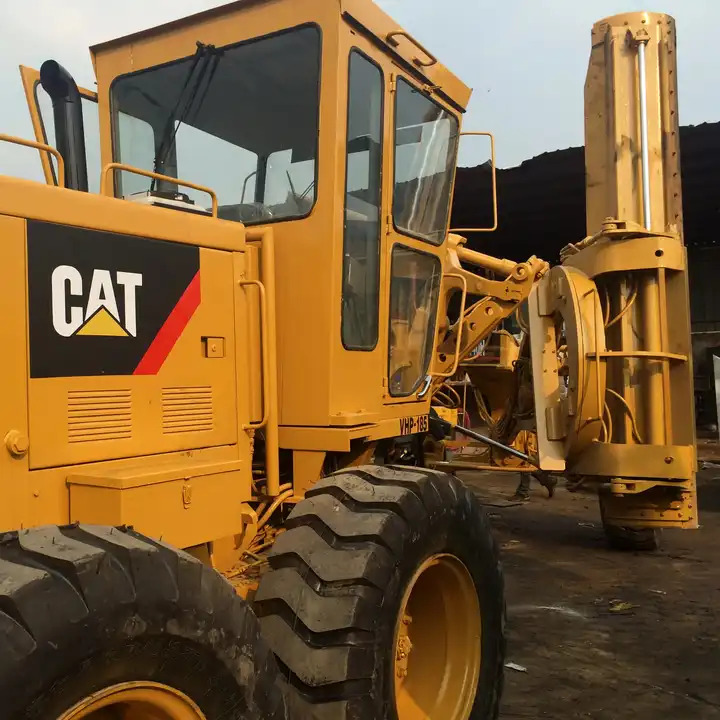 Used Cat 140H motor grader with good condition,USED heavy equipment used motor grader CAT 140H grader - ماكينة تسوية: صورة 2 Used Cat 140H motor grader with good condition,USED heavy equipment used motor grader CAT 140H grader - ماكينة تسوية: صورة 2