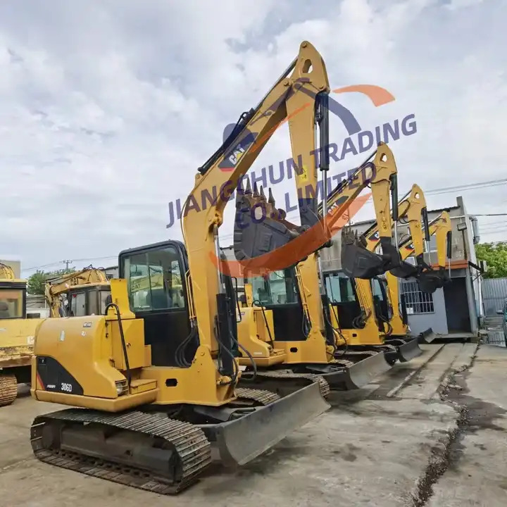 Used Caterpillar CAT 306D Excavator / Cat excavator 305 306 307 308 mini caterpillar excavator for sale - حفّار: صورة 2 Used Caterpillar CAT 306D Excavator / Cat excavator 305 306 307 308 mini caterpillar excavator for sale - حفّار: صورة 2