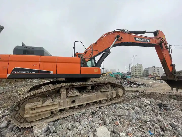 Used Doosan Excavator Doosan Excavator Dx520 Doosan Dx520lc Excavator - حفّار: صورة 5 Used Doosan Excavator Doosan Excavator Dx520 Doosan Dx520lc Excavator - حفّار: صورة 5