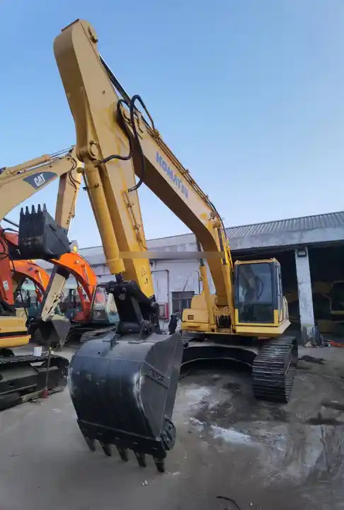 Japan used price new komatsu pc220-8 pc220-7 pc210 pc200-8 crawler excavator for sale parameter configuration - حفار زاحف: صورة 3 Japan used price new komatsu pc220-8 pc220-7 pc210 pc200-8 crawler excavator for sale parameter configuration - حفار زاحف: صورة 3