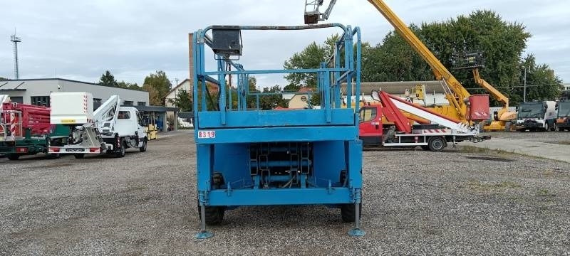 Haulotte H12SXL - 12m, 4x4, diesel - مرفاع مقصي: صورة 3 Haulotte H12SXL - 12m, 4x4, diesel - مرفاع مقصي: صورة 3