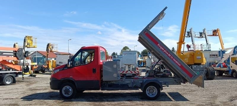 Iveco 35C13 - Tipper  - شاحنة قلاب: صورة 2 Iveco 35C13 - Tipper  - شاحنة قلاب: صورة 2