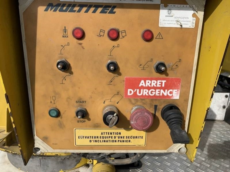 منصة محمولة مثبتة على الشاحنة Nissan Cabstar Multitel MT222 - 22m, 200kg: صورة 12