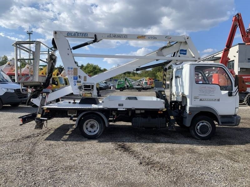 Nissan Cabstar Oil&Steel Snake 179 City - 17,5m, 200 kg - منصة محمولة مثبتة على الشاحنة: صورة 4 Nissan Cabstar Oil&Steel Snake 179 City - 17,5m, 200 kg - منصة محمولة مثبتة على الشاحنة: صورة 4