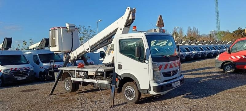 Renault Maxity Bizzocchi Autel 162 HP - 16,5m - منصة محمولة مثبتة على الشاحنة: صورة 1 Renault Maxity Bizzocchi Autel 162 HP - 16,5m - منصة محمولة مثبتة على الشاحنة: صورة 1
