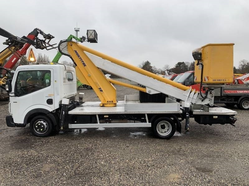 Renault Maxity Multitel MT202DS - 20m - 200 kg - منصة محمولة مثبتة على الشاحنة: صورة 5 Renault Maxity Multitel MT202DS - 20m - 200 kg - منصة محمولة مثبتة على الشاحنة: صورة 5
