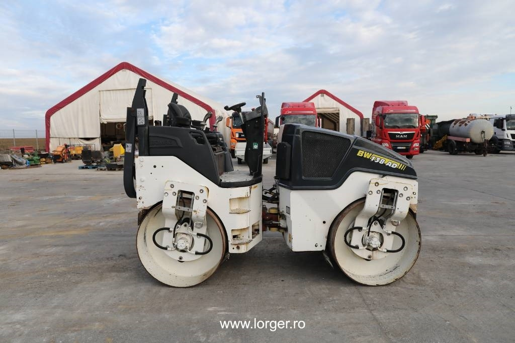 Bomag BW 138 AD-5 - رَصَّاص الطرق: صورة 2 Bomag BW 138 AD-5 - رَصَّاص الطرق: صورة 2
