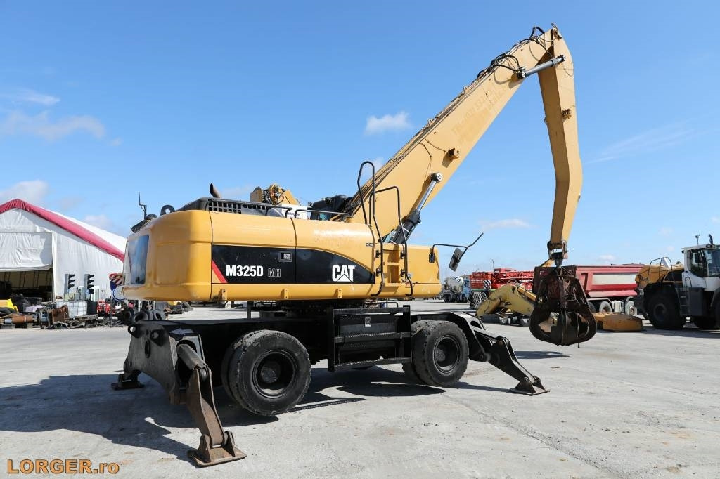 CAT M 325 D MH - آلة التعامل مع النفايات: صورة 3 CAT M 325 D MH - آلة التعامل مع النفايات: صورة 3