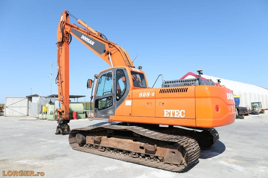 Doosan (Etec) DX 300 - Long Reach Boom 14m + 3D GPS TOPCO - حفّار: صورة 2 Doosan (Etec) DX 300 - Long Reach Boom 14m + 3D GPS TOPCO - حفّار: صورة 2