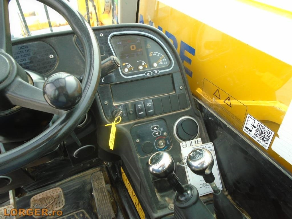 آلة رفع ونقل تلسكوبية JCB 531-70: صورة 14