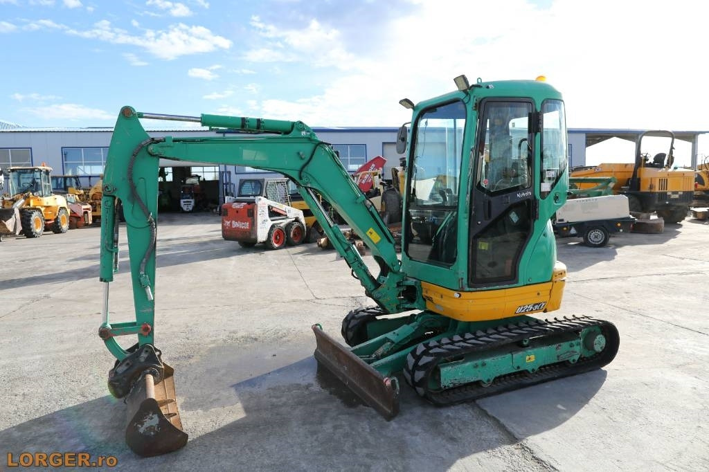 Kubota U25 - 3EU - حفار صغير: صورة 1 Kubota U25 - 3EU - حفار صغير: صورة 1