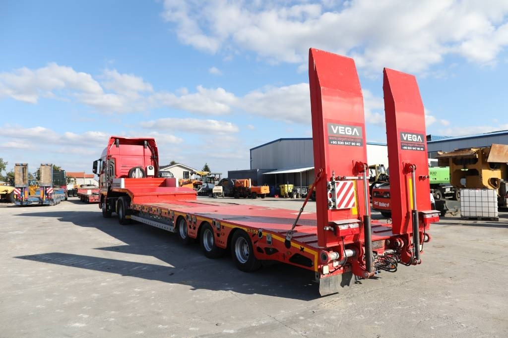 MAN TGX 18.500 4x2 LLS + Trailer Vega 3 axel lowbed - رأس تريلا: صورة 5 MAN TGX 18.500 4x2 LLS + Trailer Vega 3 axel lowbed - رأس تريلا: صورة 5