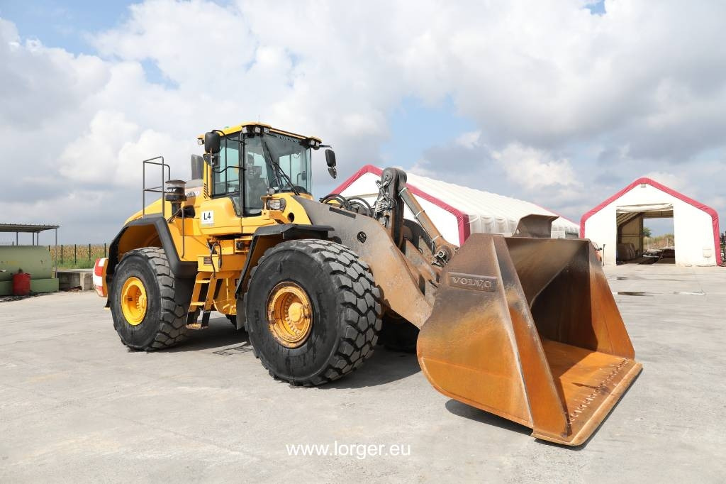 Volvo L 220 H - اللودر بعجل: صورة 1 Volvo L 220 H - اللودر بعجل: صورة 1