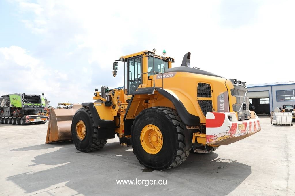 Volvo L 220 H - اللودر بعجل: صورة 5 Volvo L 220 H - اللودر بعجل: صورة 5