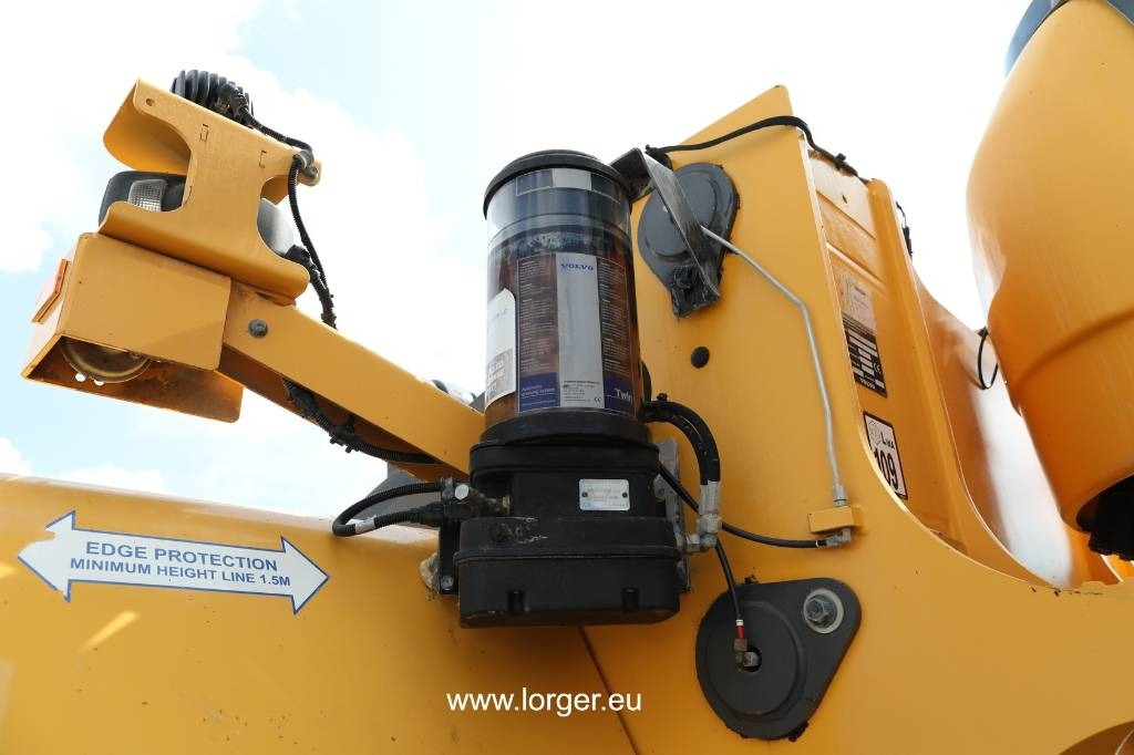 تأجير Volvo L 220 H  Volvo L 220 H: صورة 15